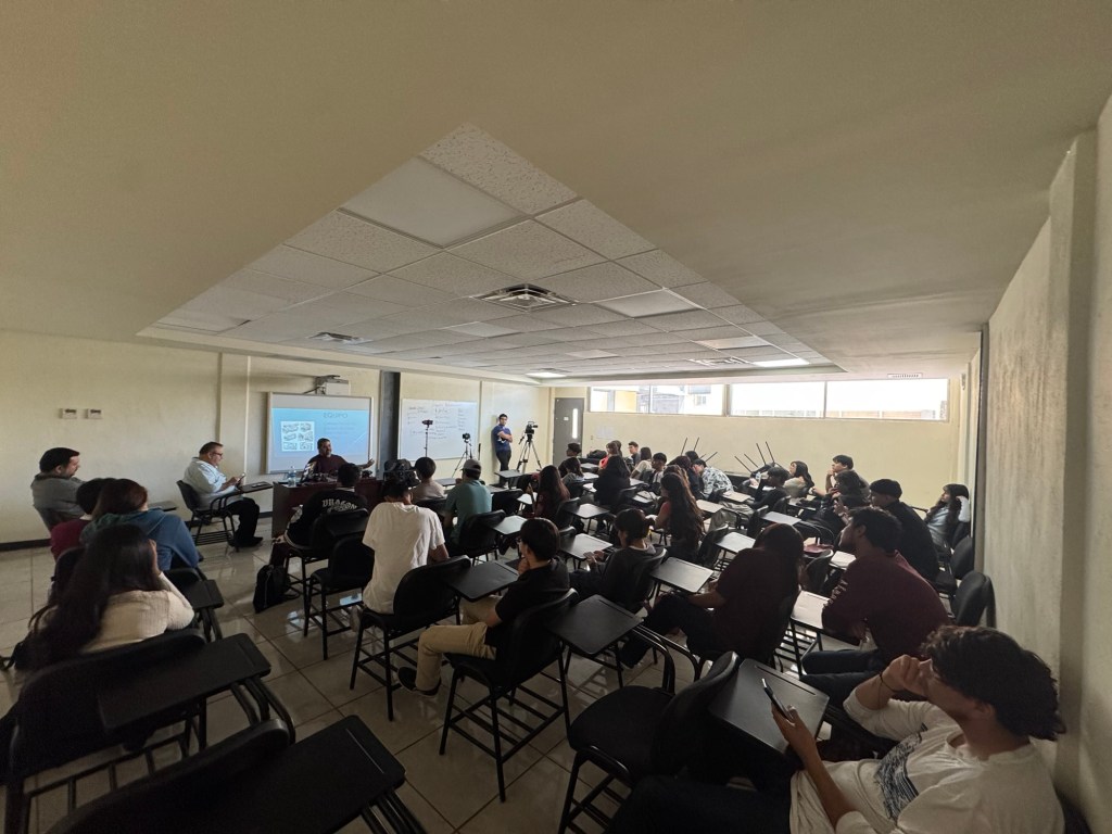 Comienza la formación de los próximos reporteros junior de VOX de&nbsp;Juárez